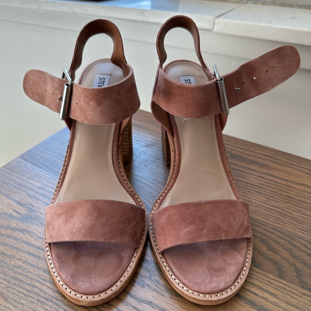 Steve Madden suede sandals *brand new*